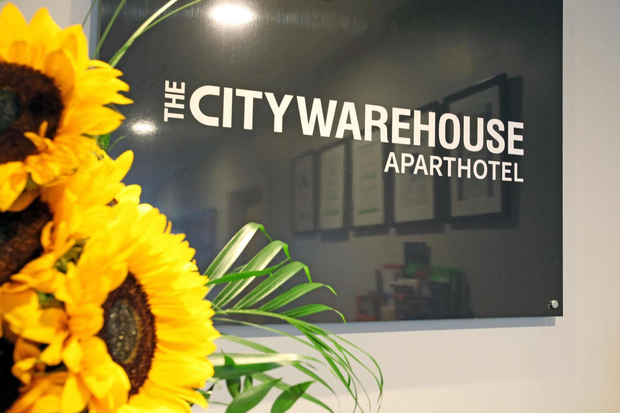 The City Warehouse Aparthotel Manchester Exterior foto