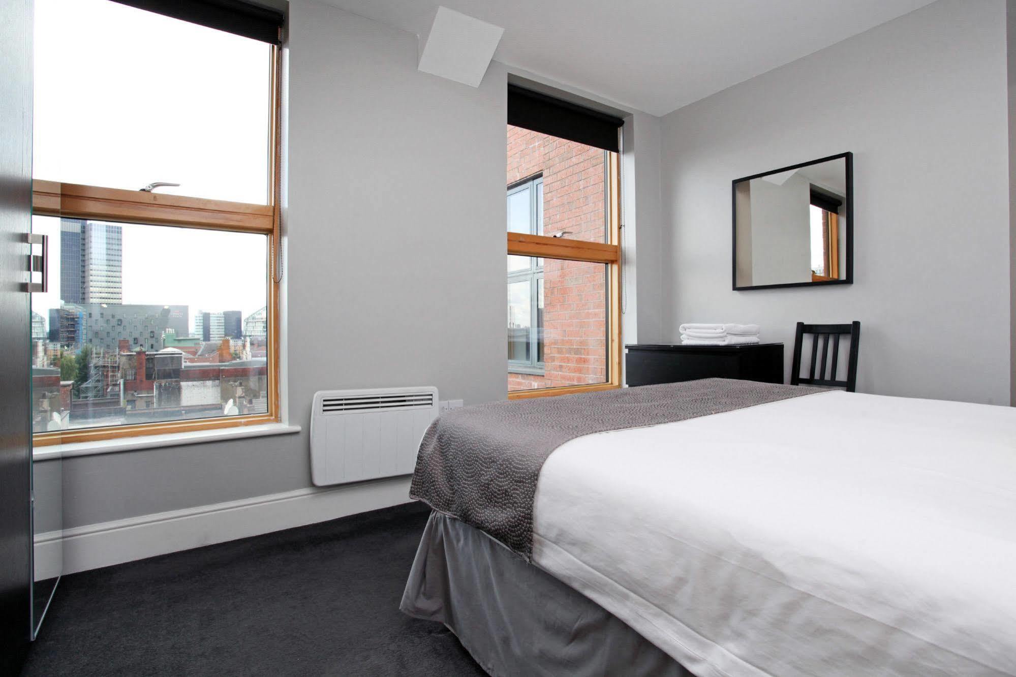 The City Warehouse Aparthotel Manchester Exterior foto