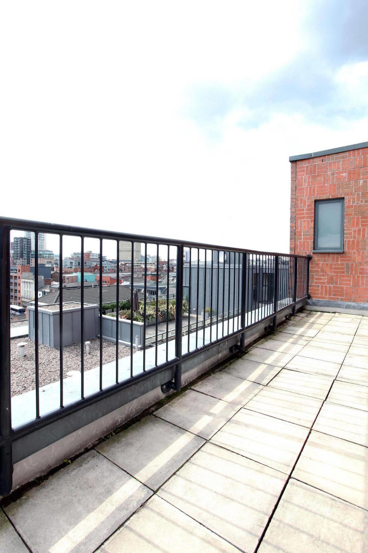 The City Warehouse Aparthotel Manchester Exterior foto